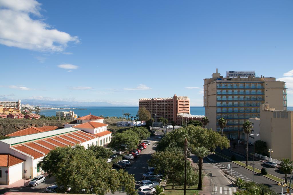 Urbanchic Beachfront Apt Benalmádena